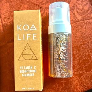 KOA LIFE vitamin C brightening cleanser 100ml